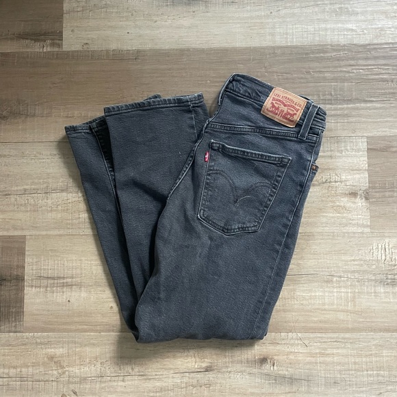 Levi’s Jeans - Picture 3 of 3